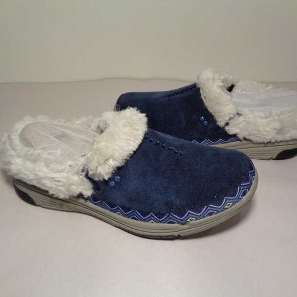 Ryka Size 7 Wide ADVENTURE Navy Suede New Clogs - Picture 1 of 13